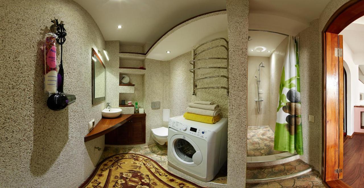 Babylon Apartment On Bukovinskaya Street Рівне Екстер'єр фото