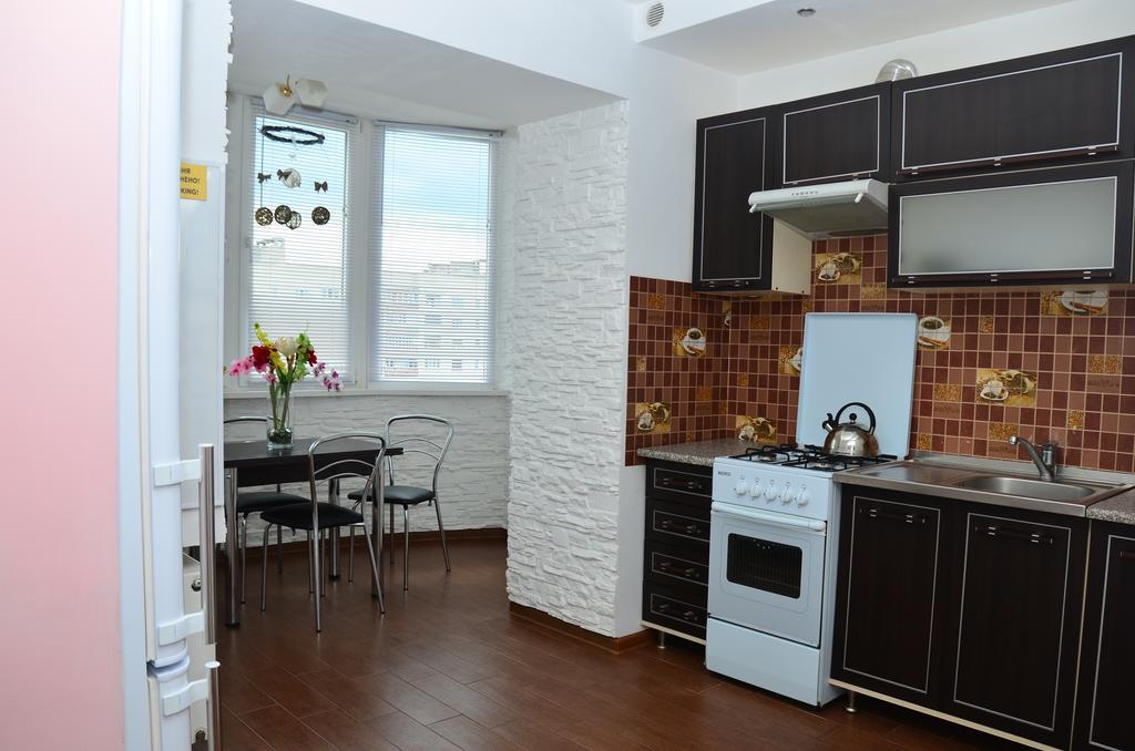 Babylon Apartment On Bukovinskaya Street Рівне Екстер'єр фото