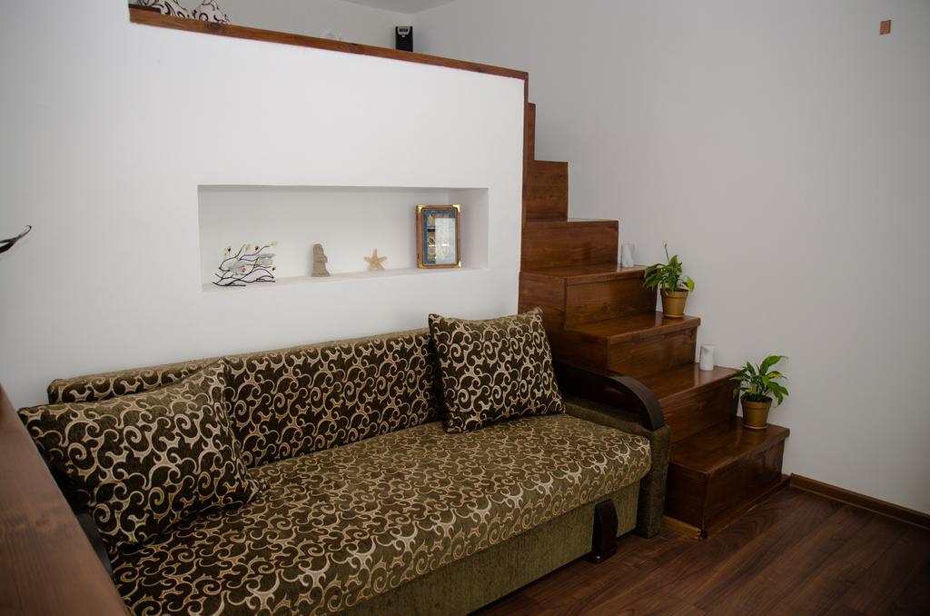 Babylon Apartment On Bukovinskaya Street Рівне Екстер'єр фото